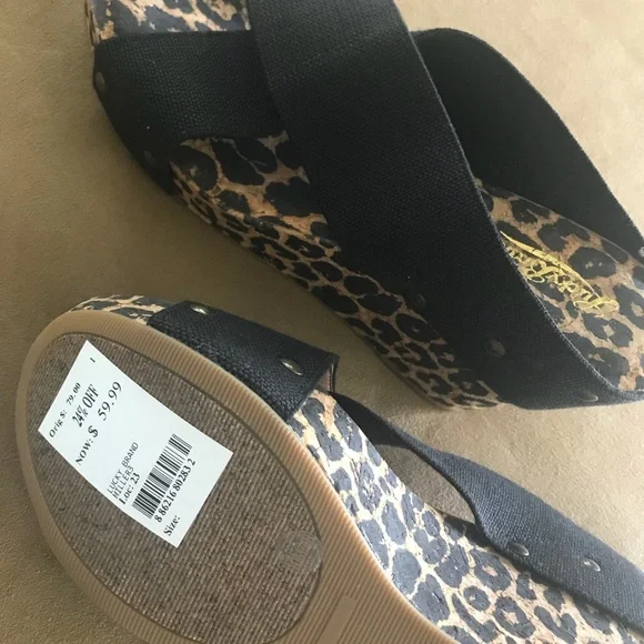 NWT Lucky Brand cheetah wedge size 10 - Picture 2 of 5